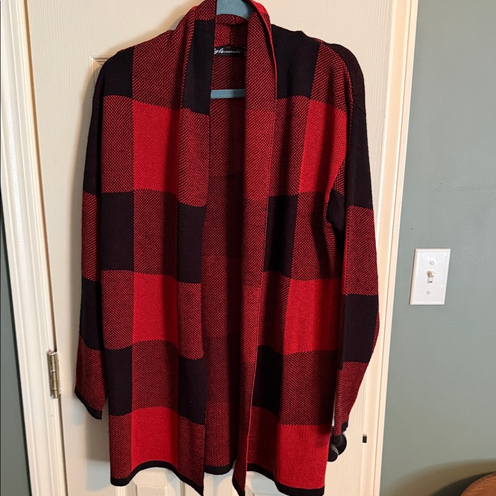 Harve Benard Red and Black Knit Cardigan